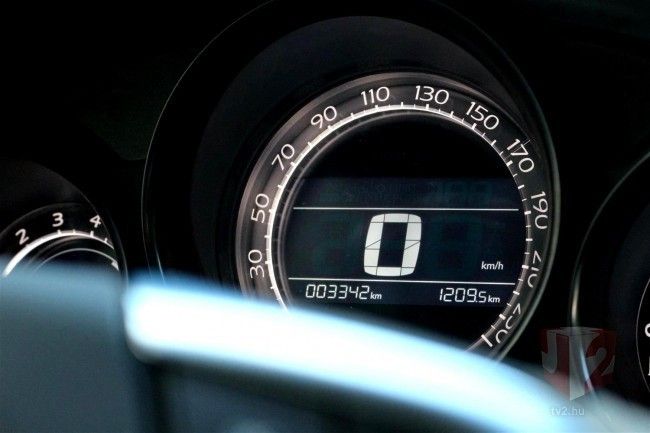 IMG_3928 (Custom).JPG