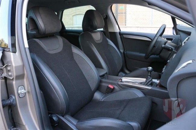 IMG_3929 (Custom).JPG