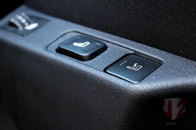 IMG_3930 (Custom).JPG