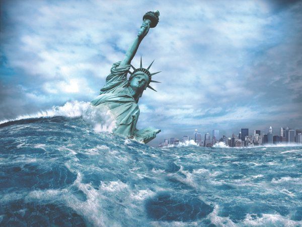 Tsunami-Statue-of-liberty.jpg